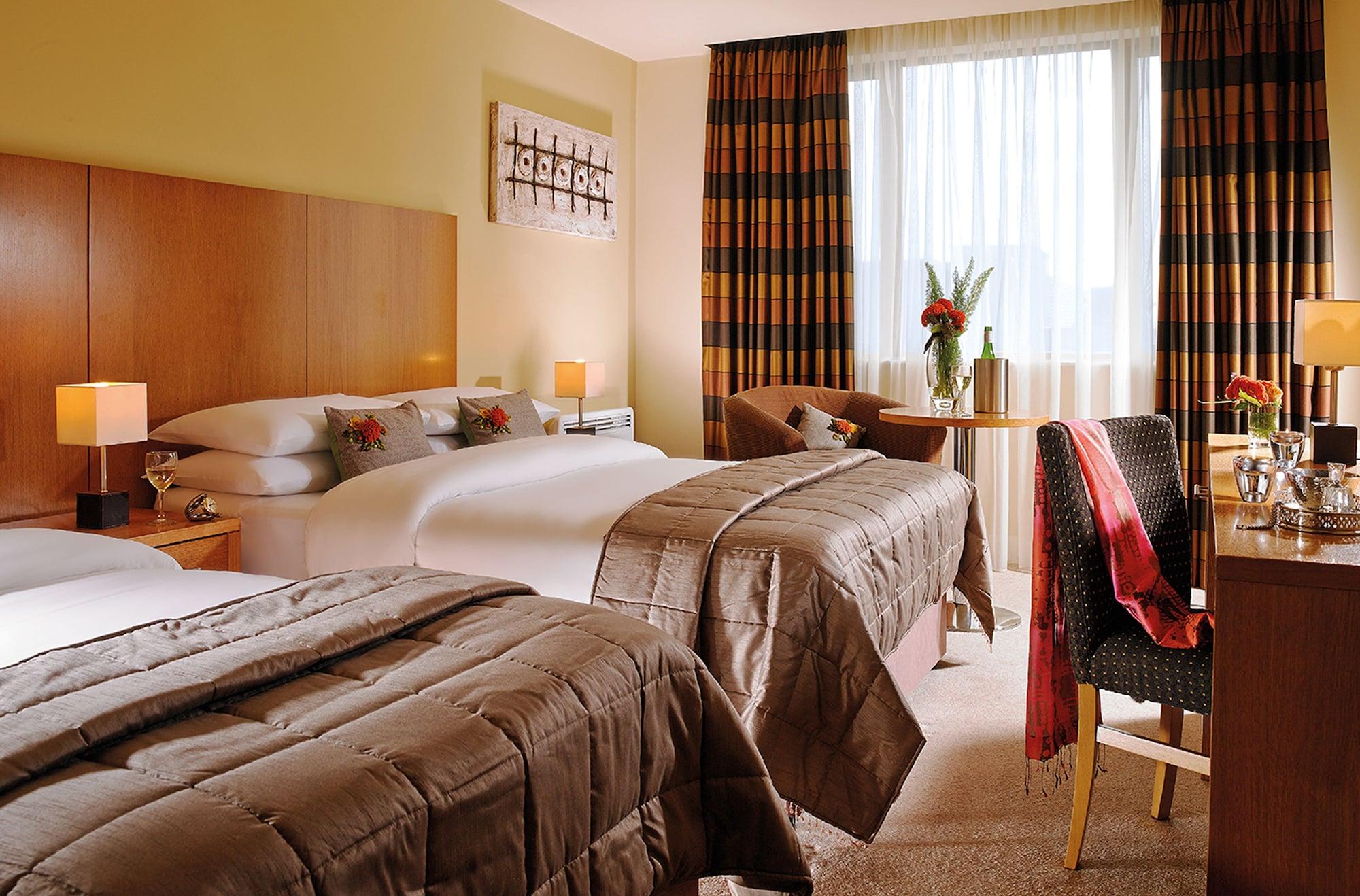 The Connacht Hotel Голвей Екстер'єр фото