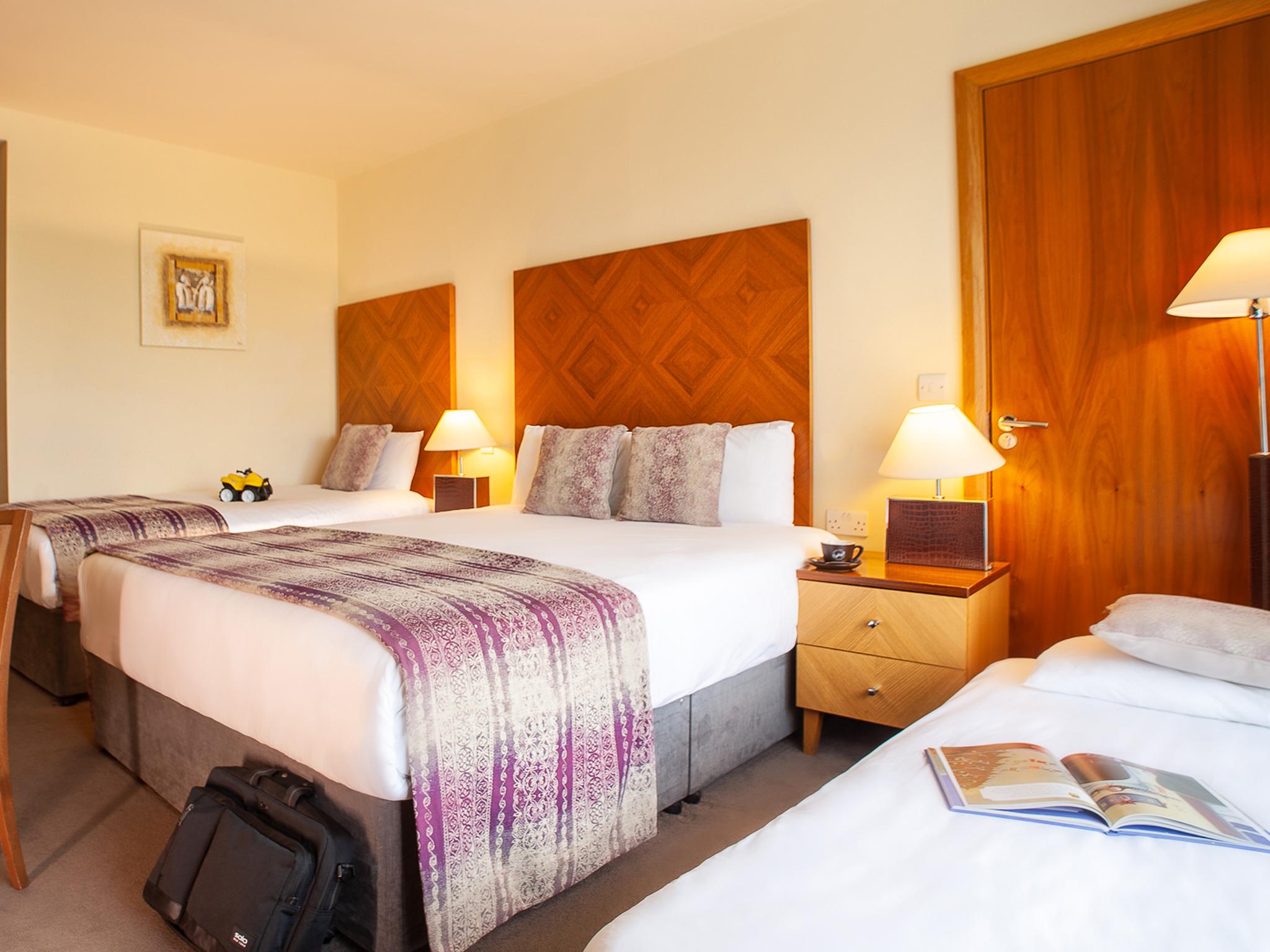 The Connacht Hotel Голвей Екстер'єр фото